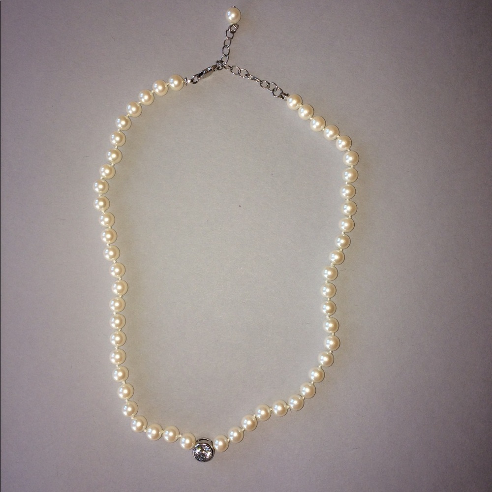 Ann Taylor Pearl Necklace